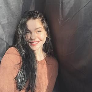 Meet your Posher, Anabelle